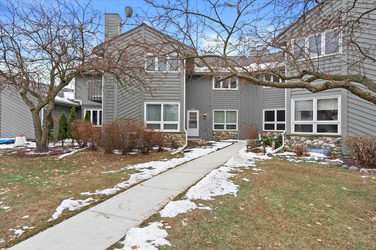 15629 Ridge Rd - Photo 1