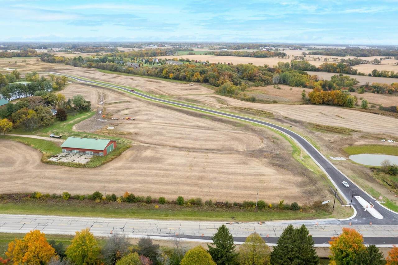 680 Beere Ln - Photo 1