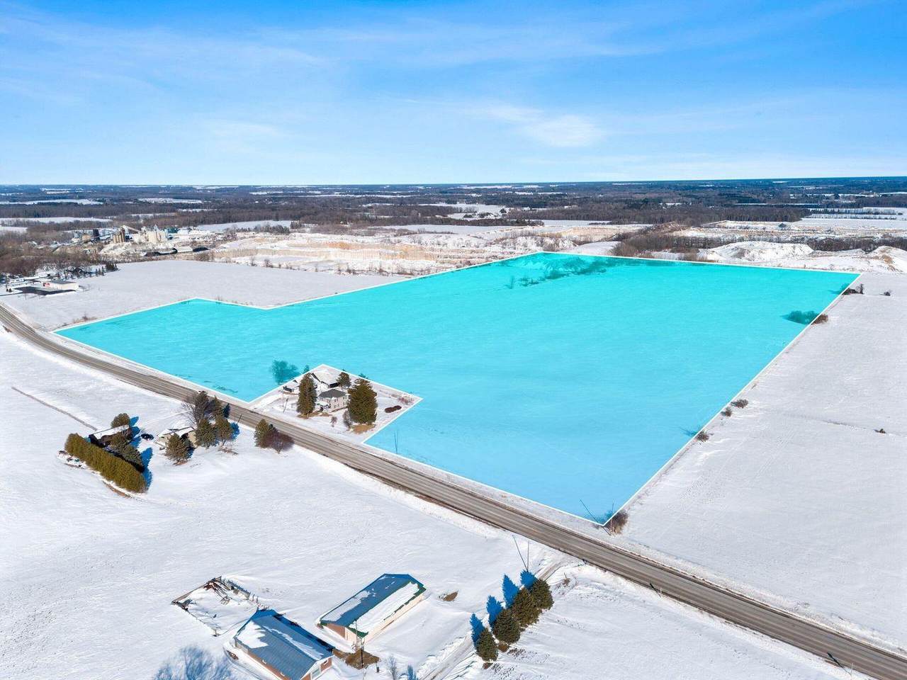 Lt1 County Highway R - Photo 1