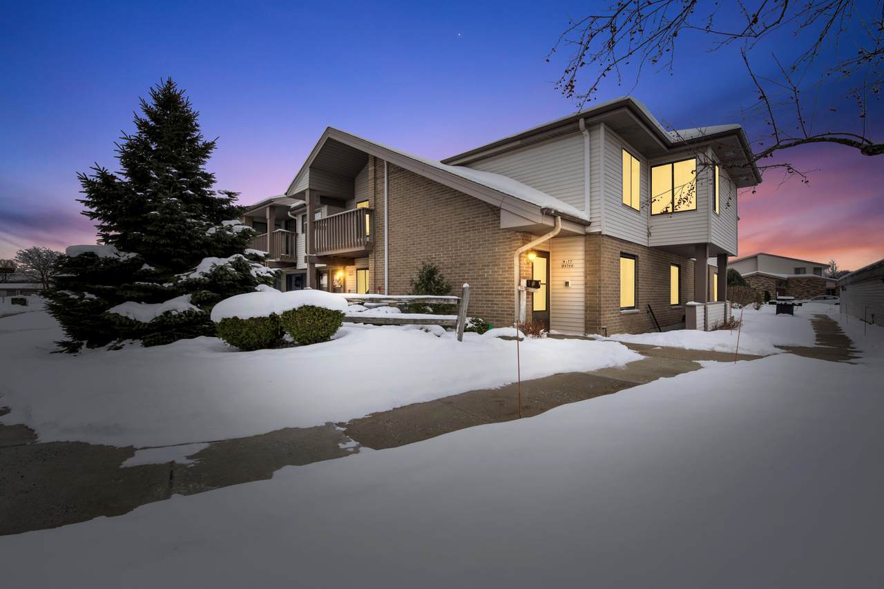 W177N9766 Riversbend Cir - Photo 1