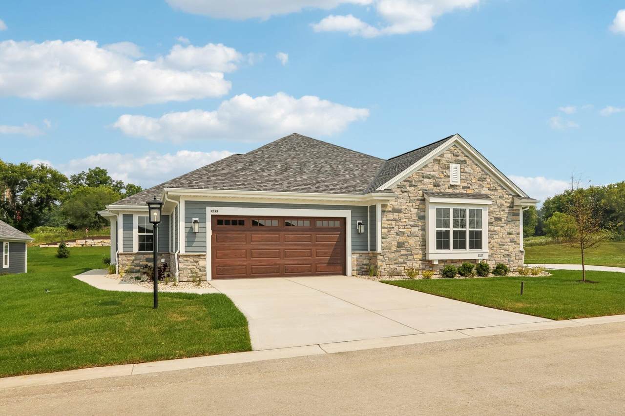 2119 Bluestem Dr - Photo 1