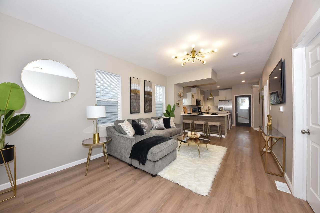 1341 38th St - Photo 1