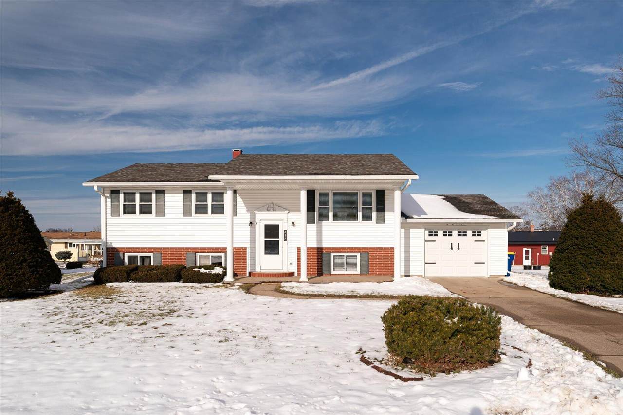 416 Sherry Ln - Photo 1