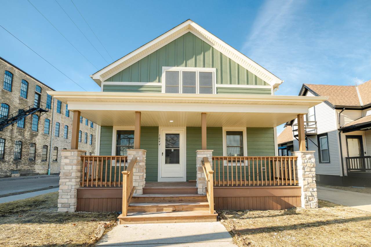 1644 Memorial Dr - Photo 1