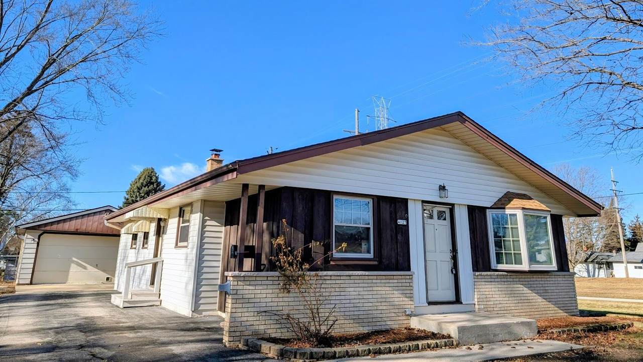 4127 89th St - Photo 1