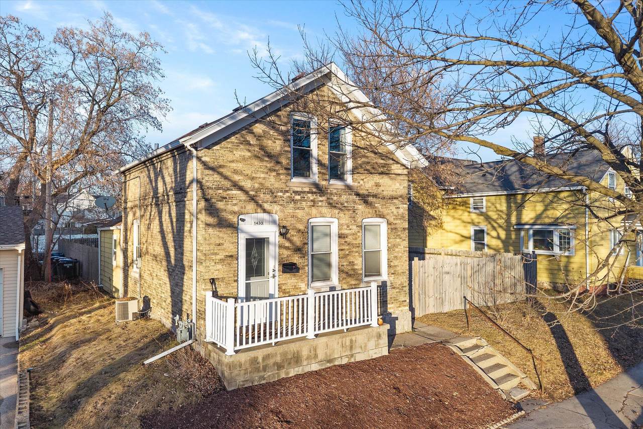 1430 Virginia Ave - Photo 1