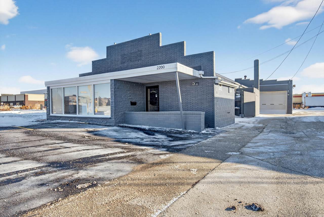 2200 Miller Park Way - Photo 1