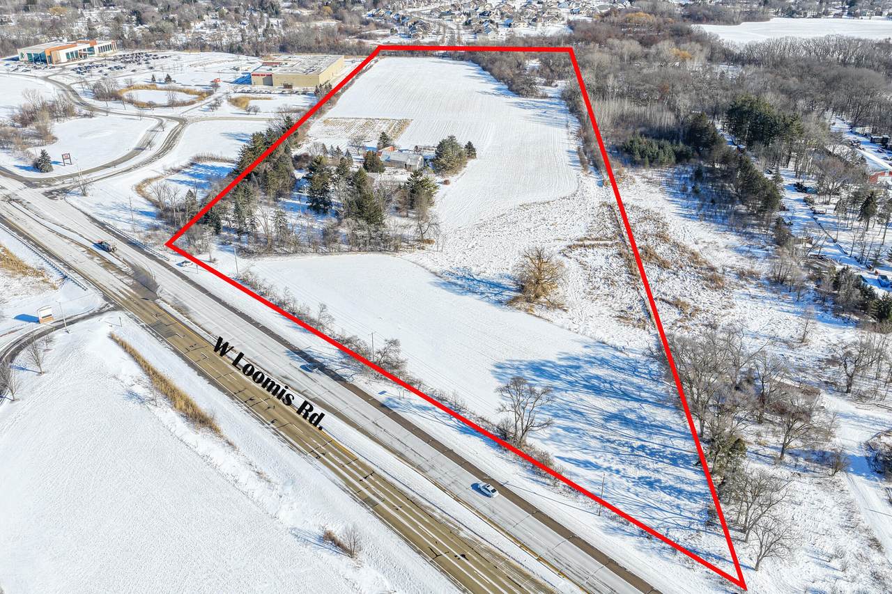 10525 Loomis Rd - Photo 1