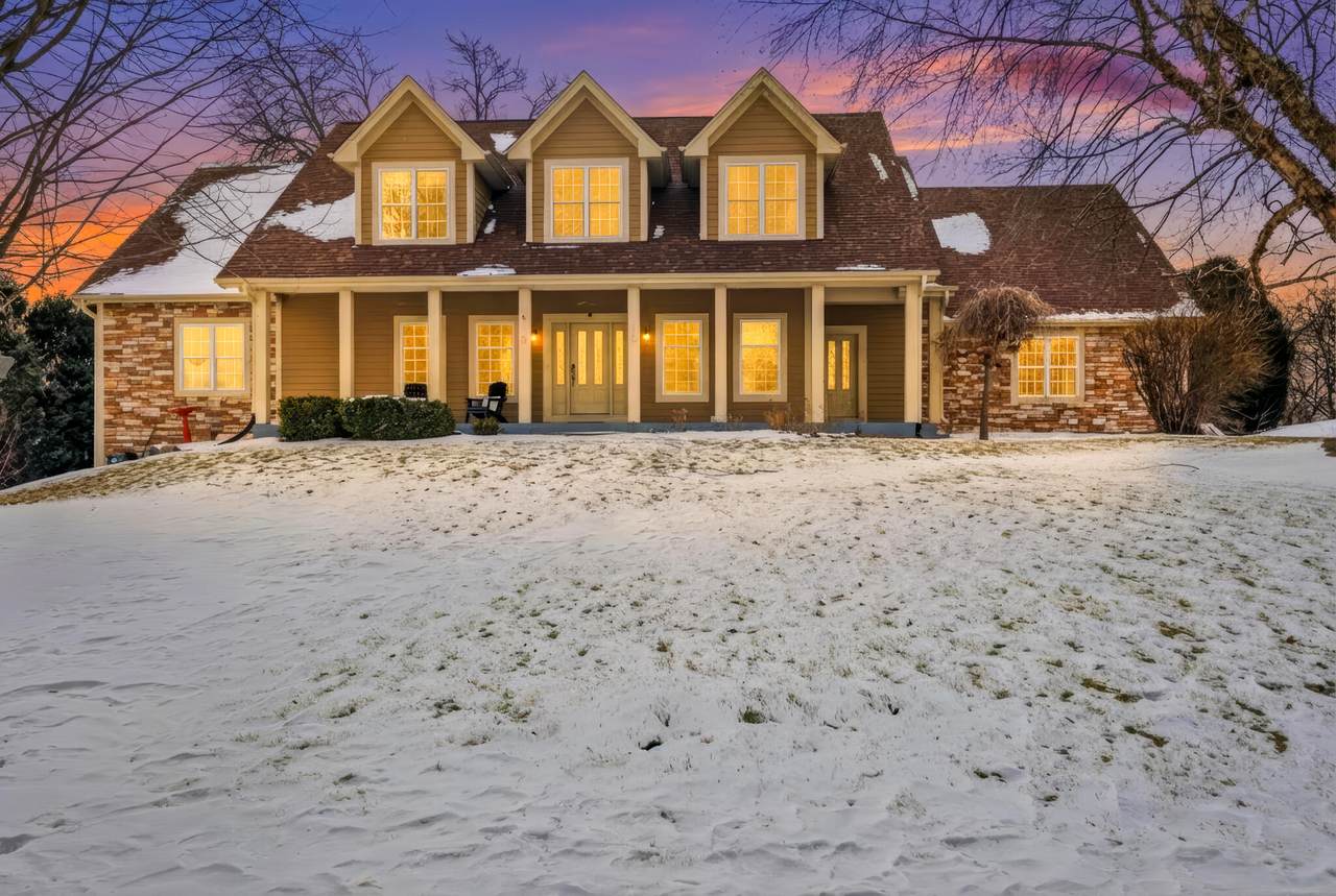 N97W14613 Rimrock Rd - Photo 1