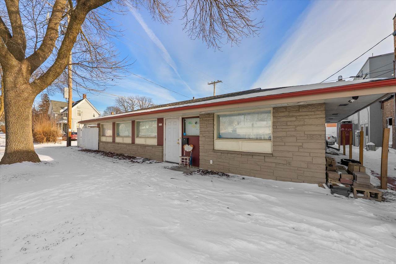 4723 Hoyt Pl - Photo 1