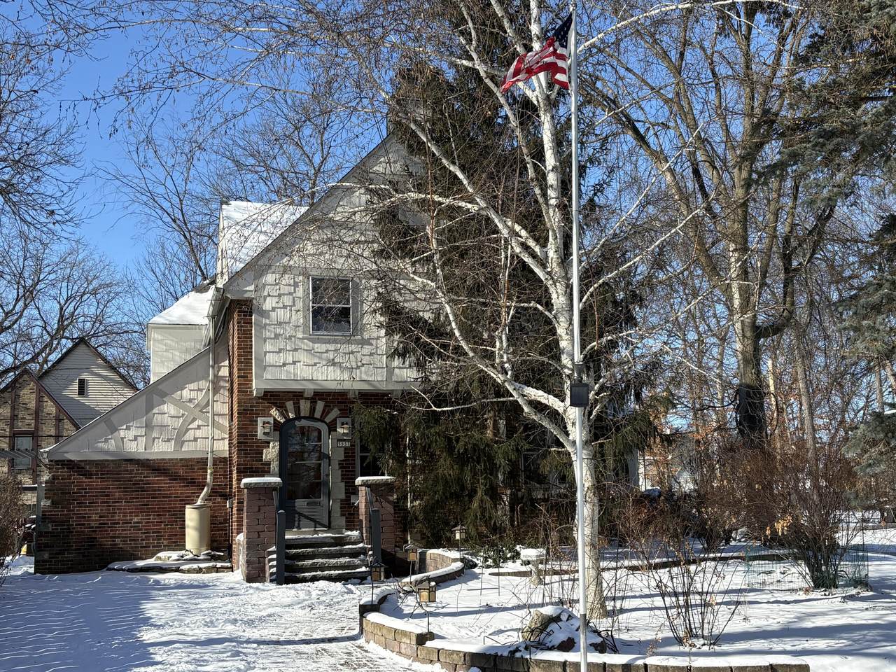 5531 110th St - Photo 1