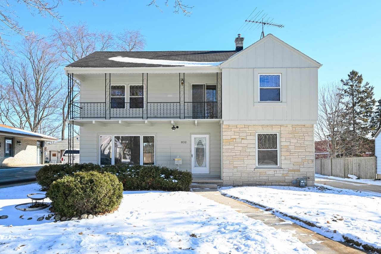 1132 11th Ave - Photo 1