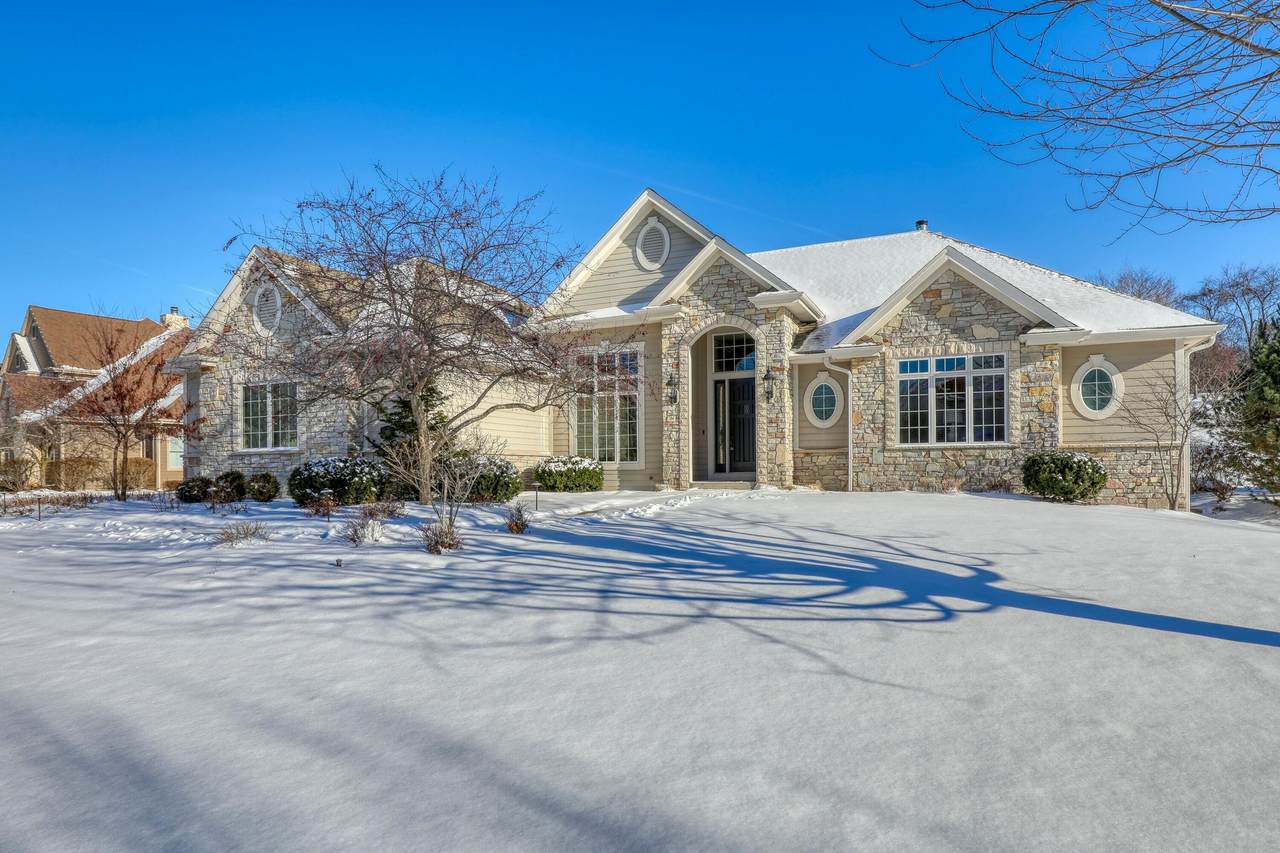 1196 Mary Hill Cir - Photo 1