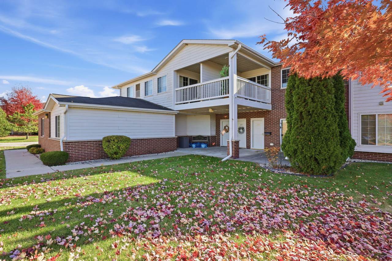 838 Boulder Trl - Photo 1