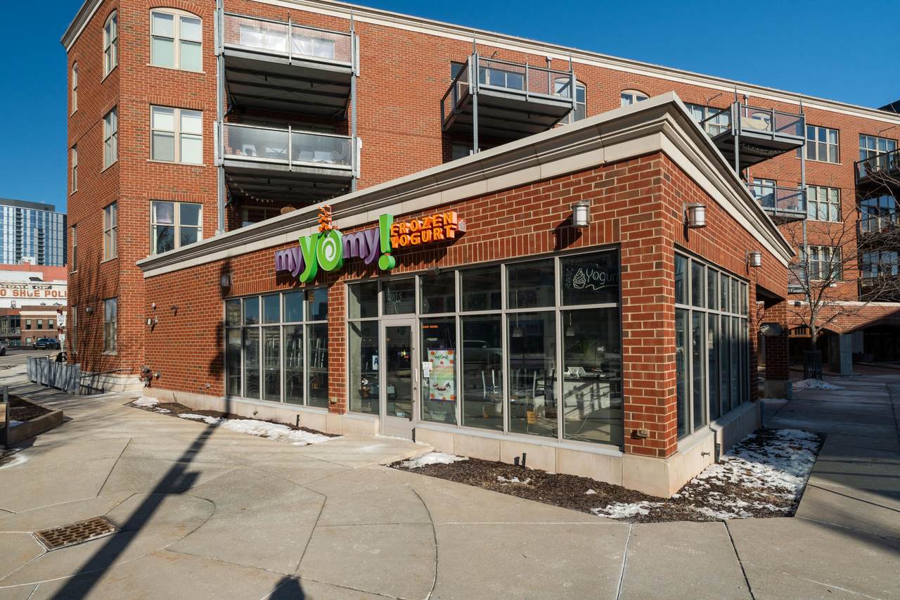 100 Water St - Photo 1