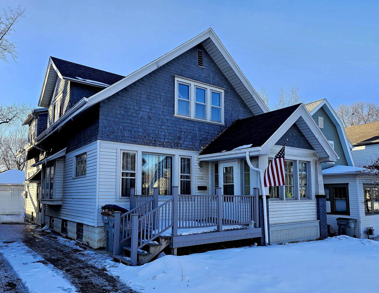 1835 55th 1835A St - Photo 1