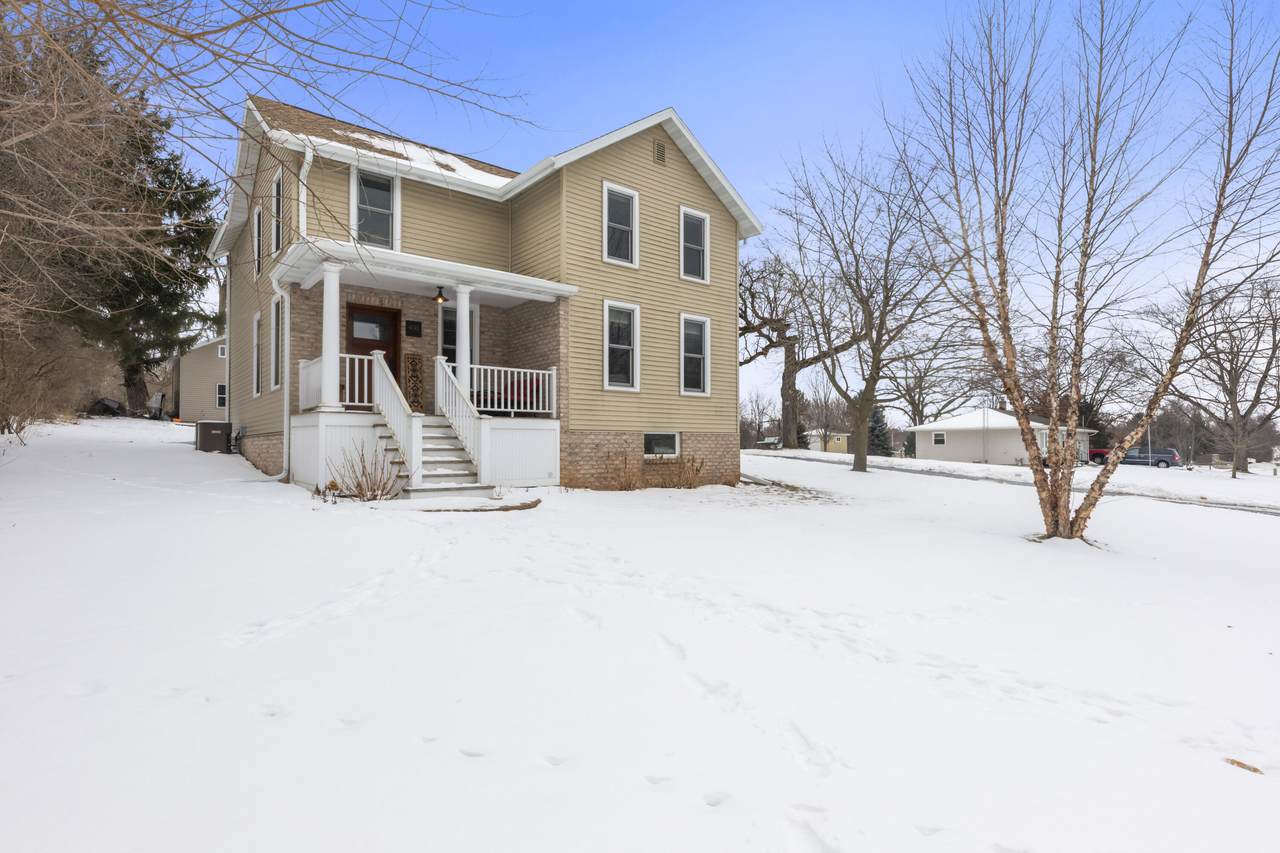 408 Elkhorn Rd - Photo 1