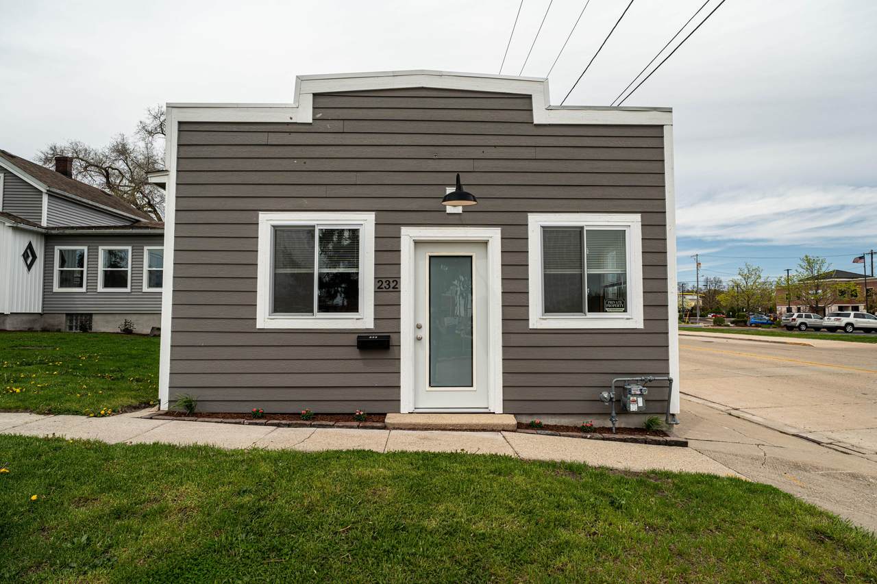 232 Madison St - Photo 1