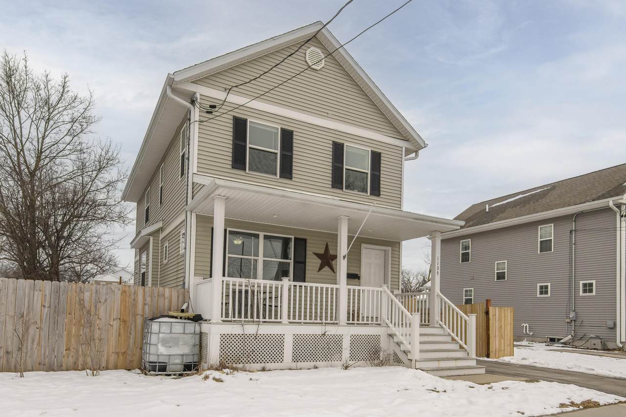 1135 White Rock Ave - Photo 1