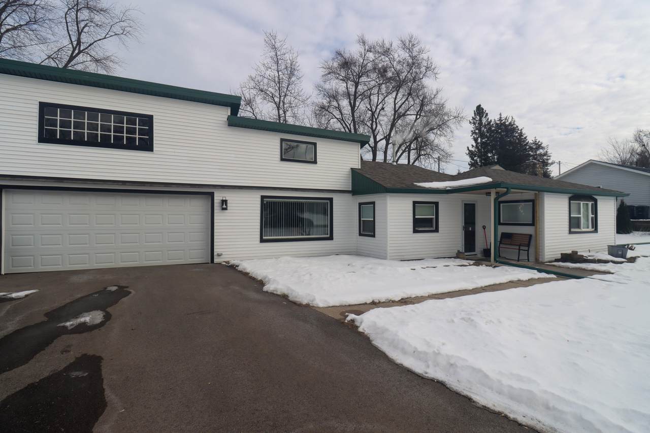 6111 247th Ave - Photo 1