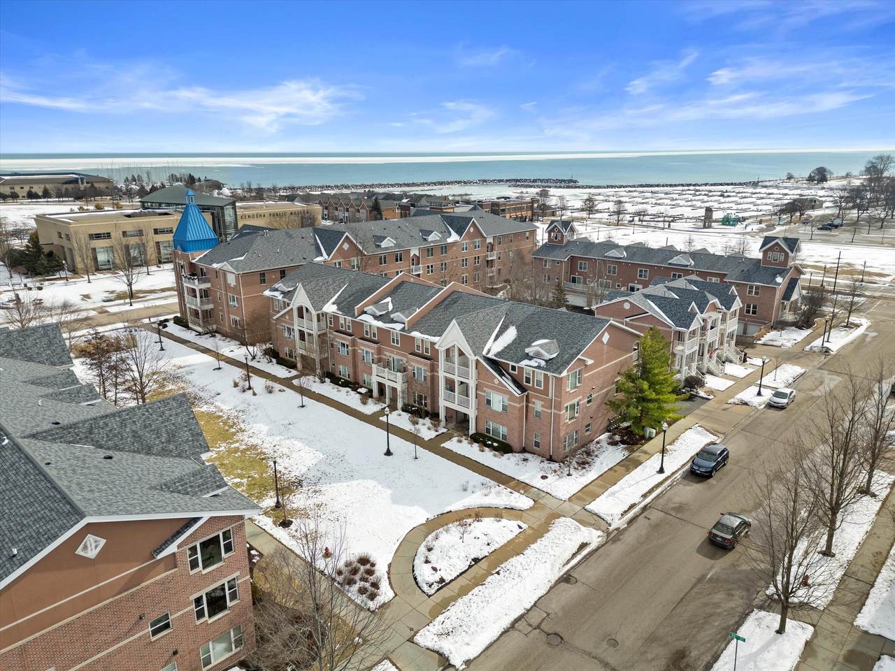 207 55th St - Photo 1