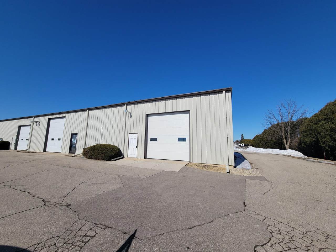 505 Nathan Ln - Photo 1