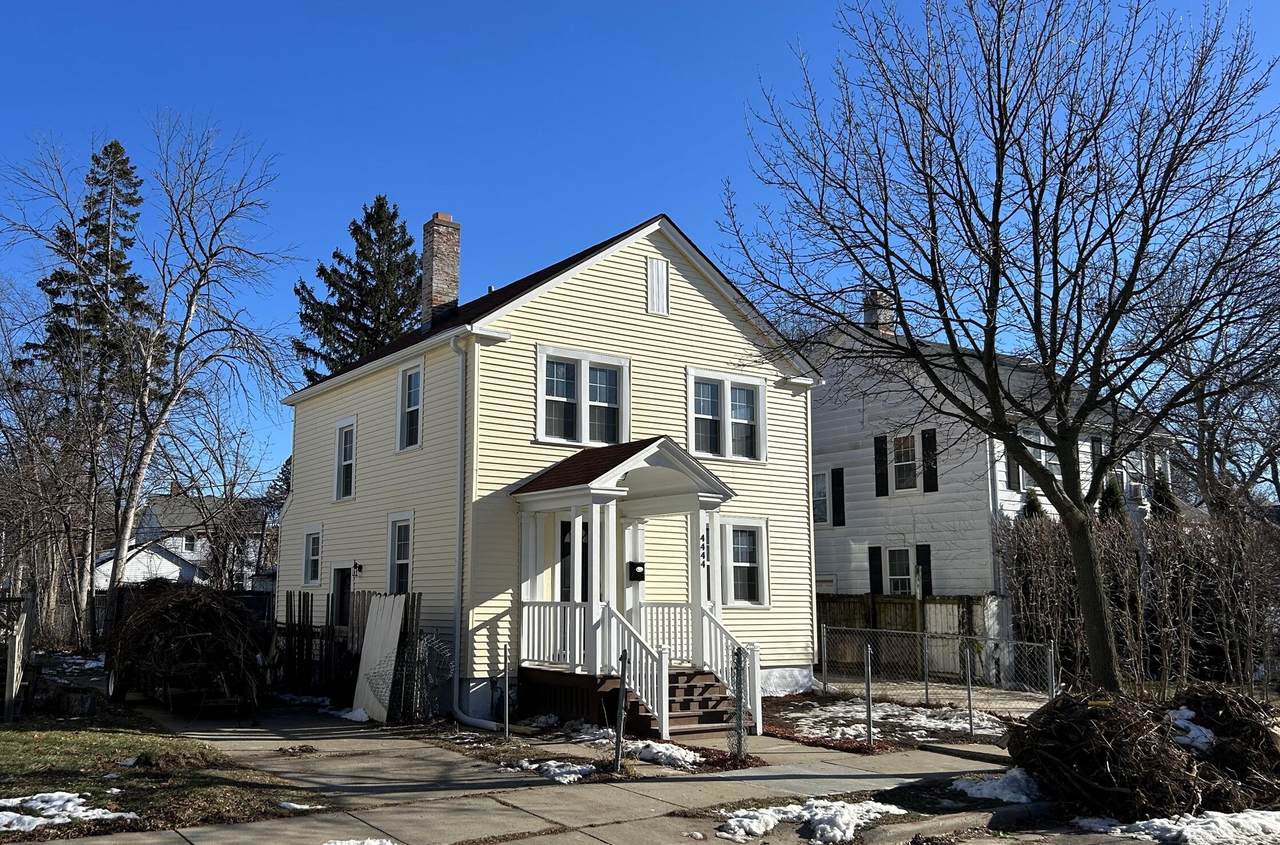 4444 26th St - Photo 1