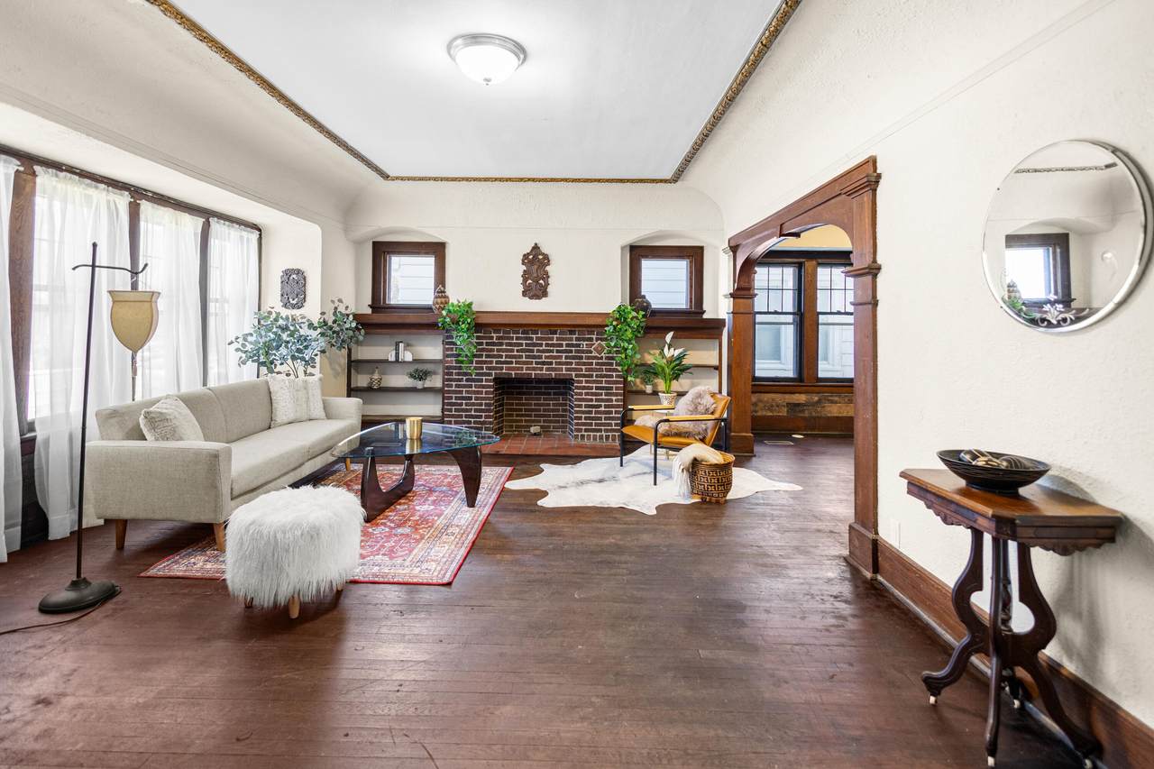 2649 45th St - Photo 1