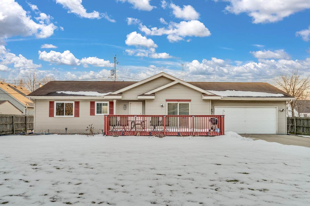 1607 Walter Ave - Photo 1