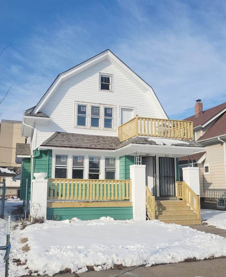 4215 26th St - Photo 1