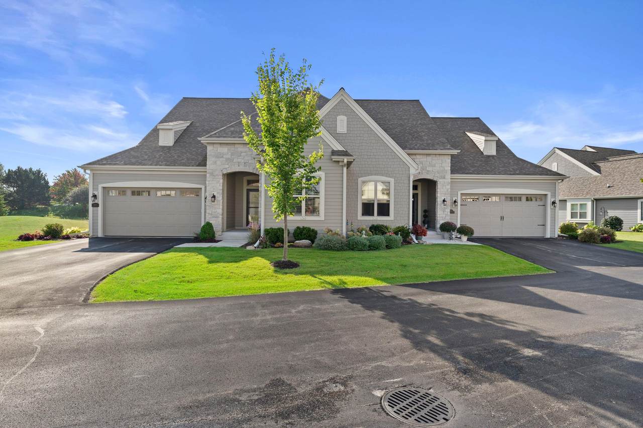 1763 Derby Ln - Photo 1