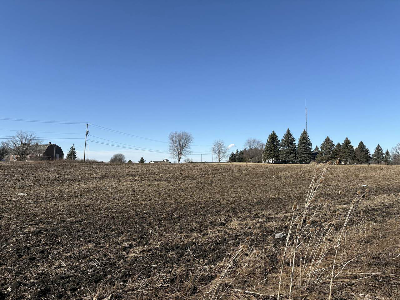 5602 16th Pl - Photo 1