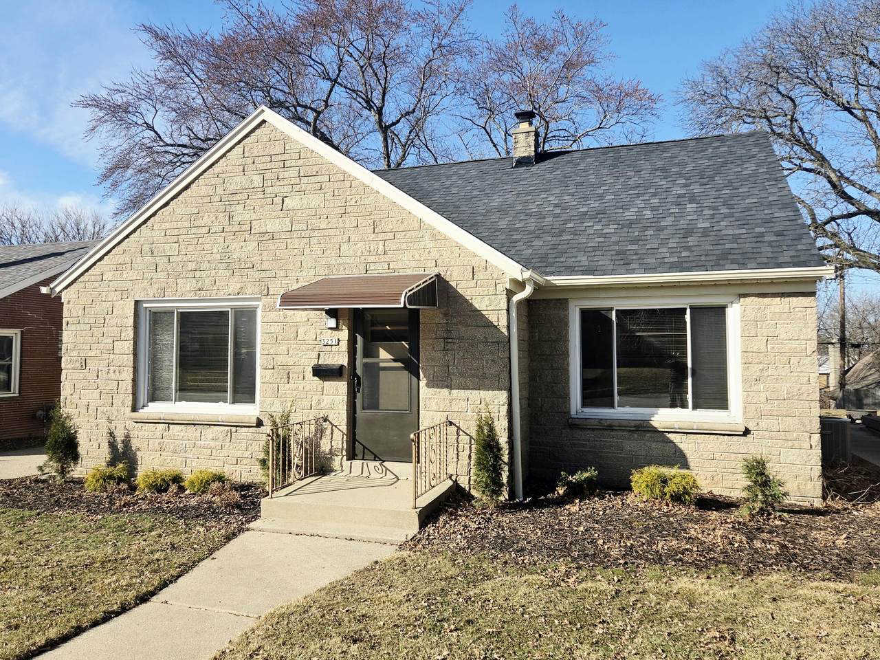 3251 94th St - Photo 1