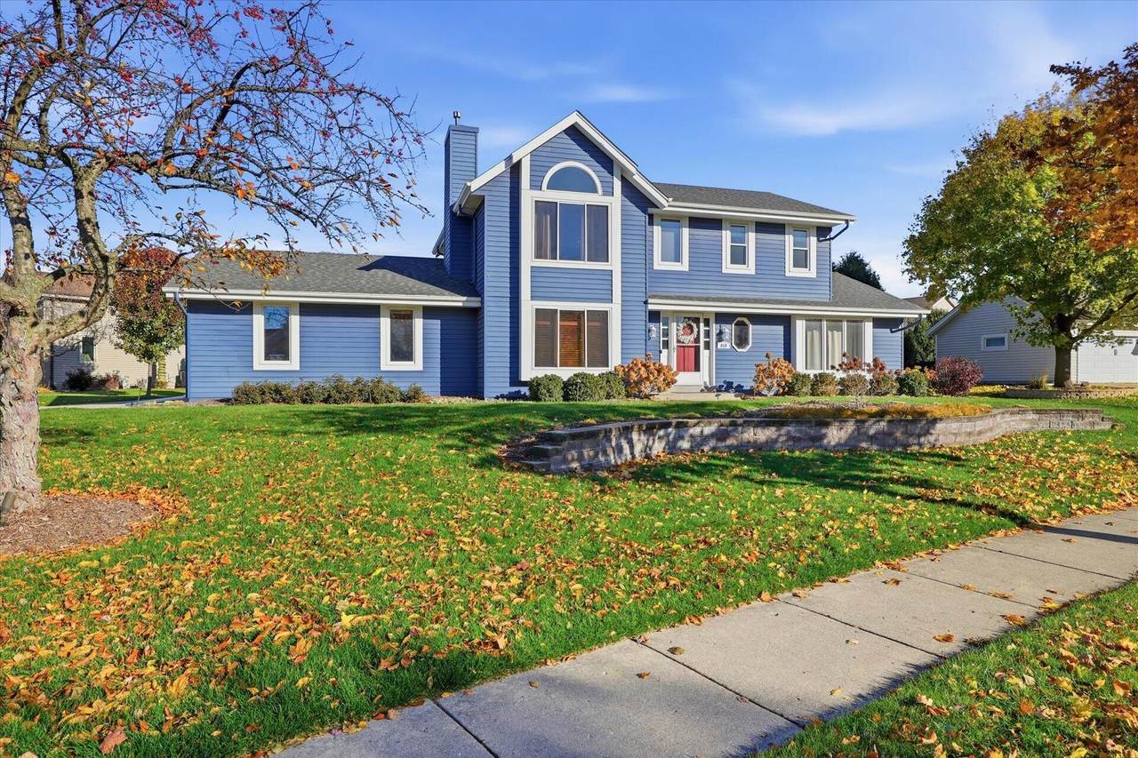 858 Laureate Dr - Photo 1