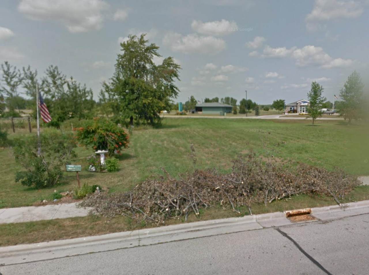 48 Manitowoc St - Photo 1