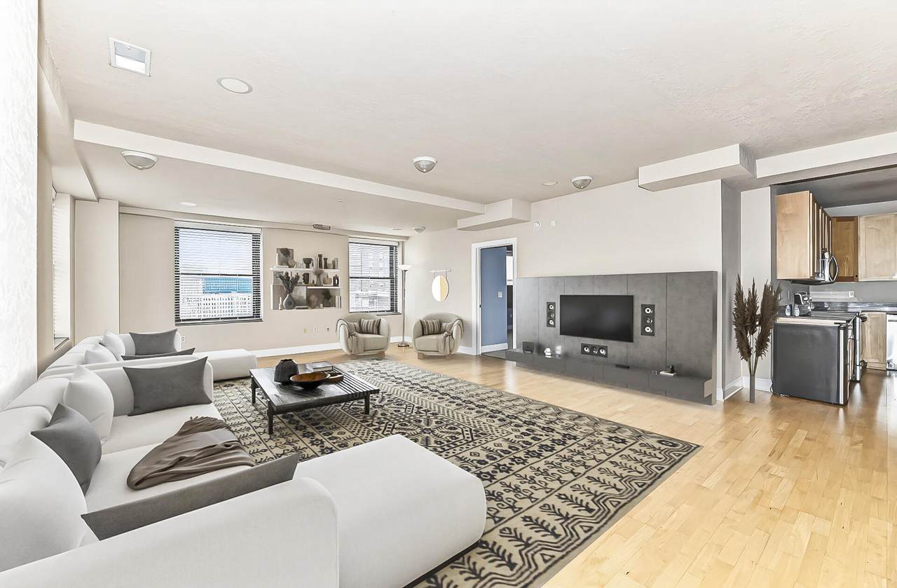 606 Wisconsin Ave - Photo 1