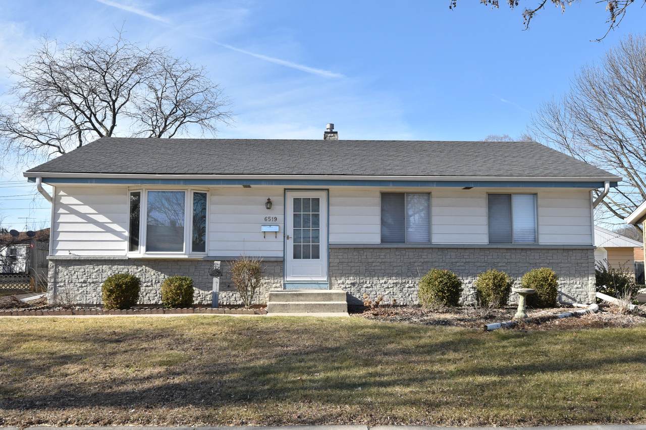 6519 66th St - Photo 1