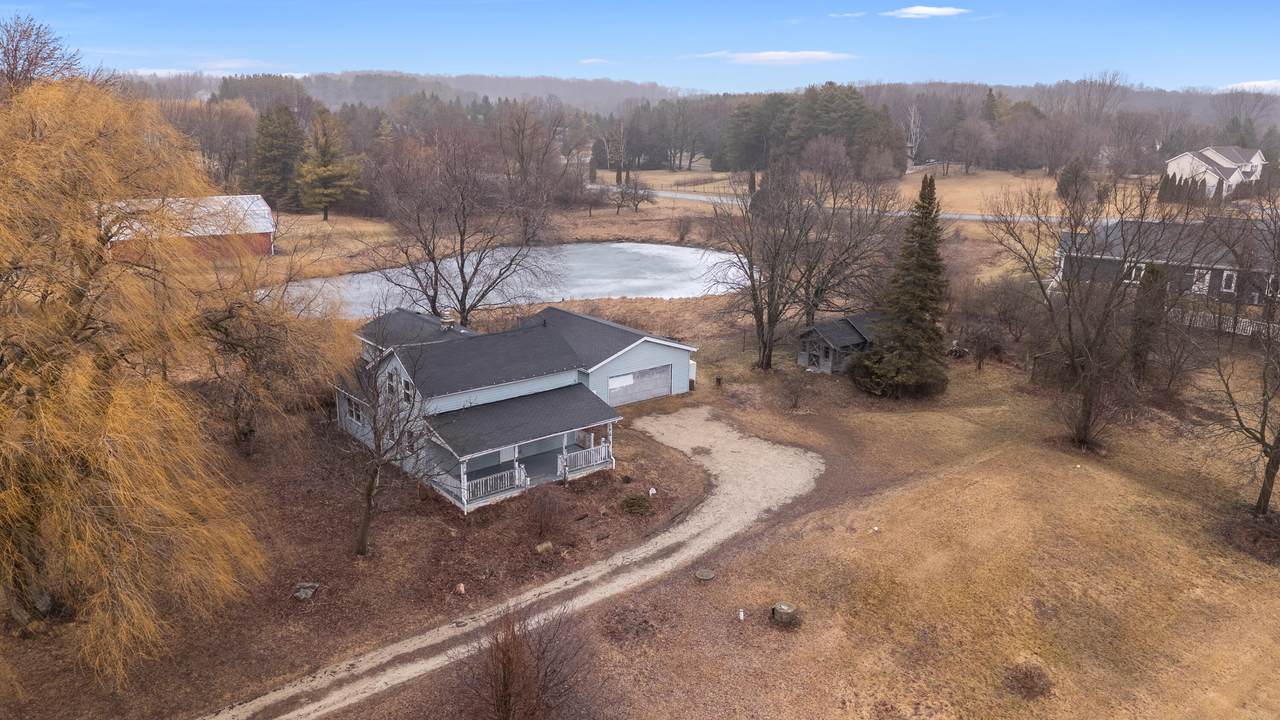 8044 State Highway 144 - Photo 1