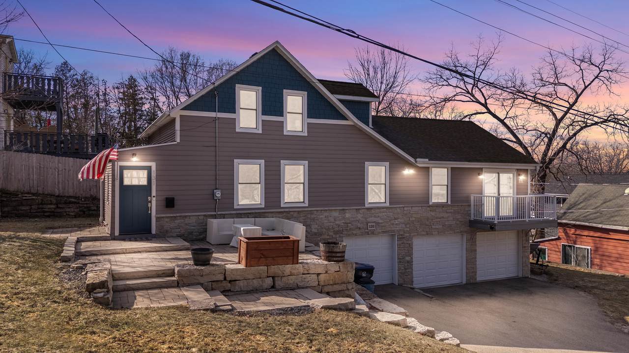 131 Maple Ave - Photo 1
