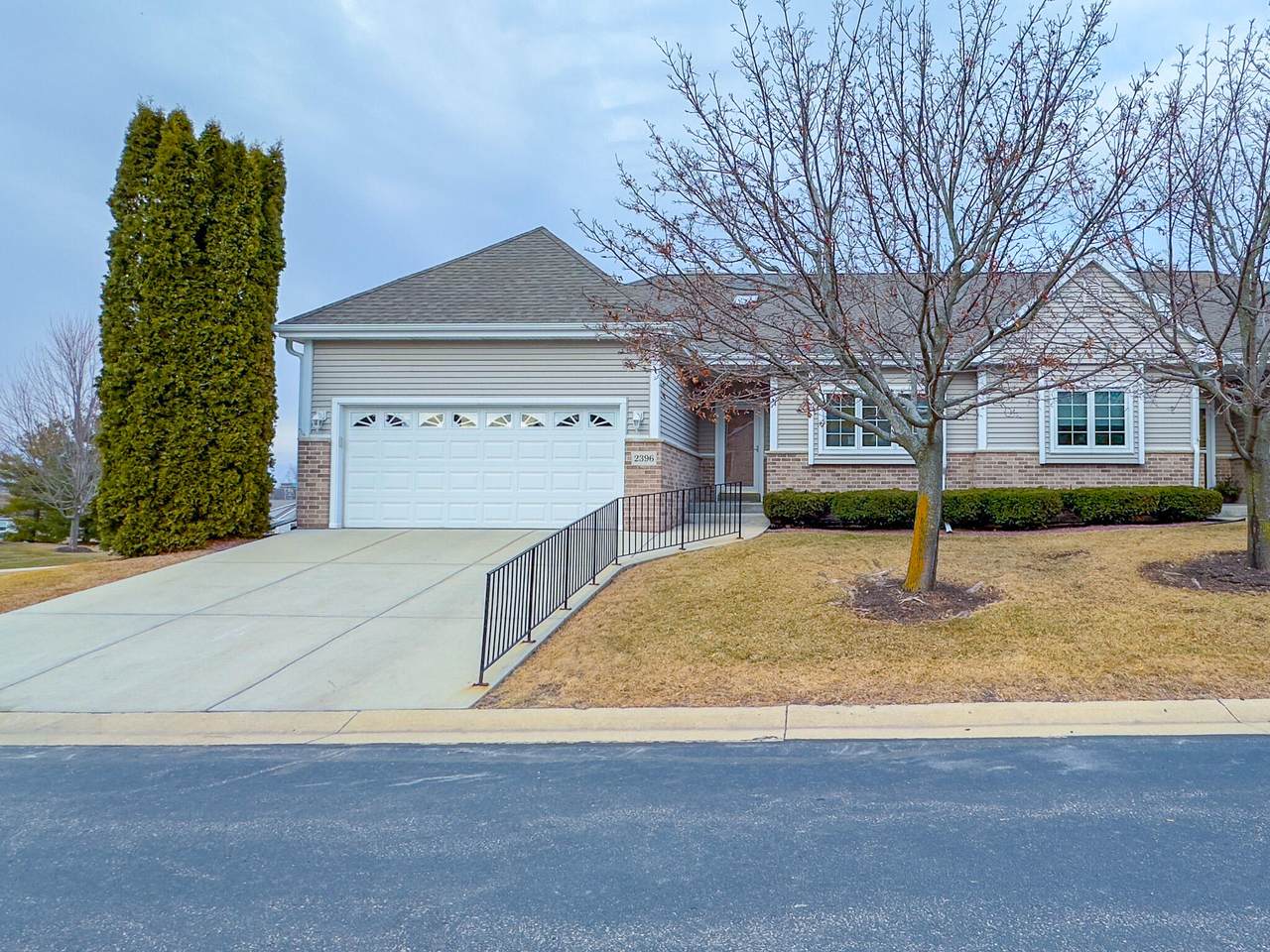 2396 Caribou Ln - Photo 1