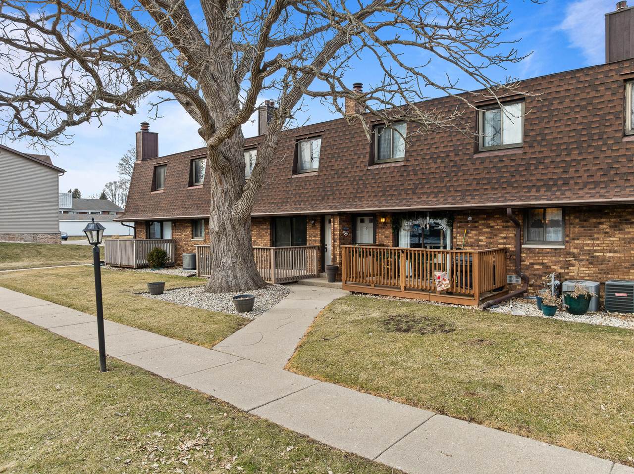 620 Bowers Blvd - Photo 1