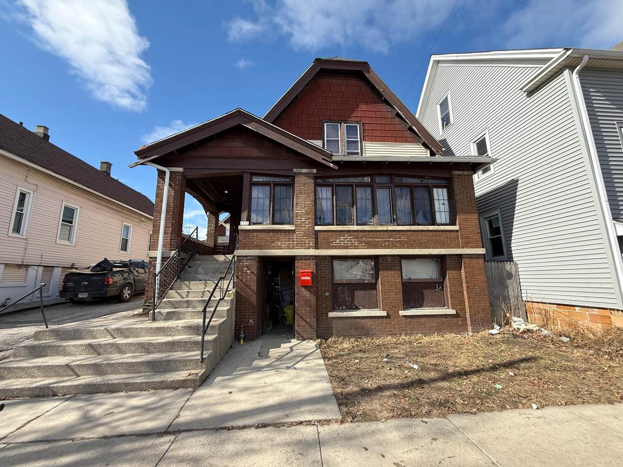 1715 18th St - Photo 1