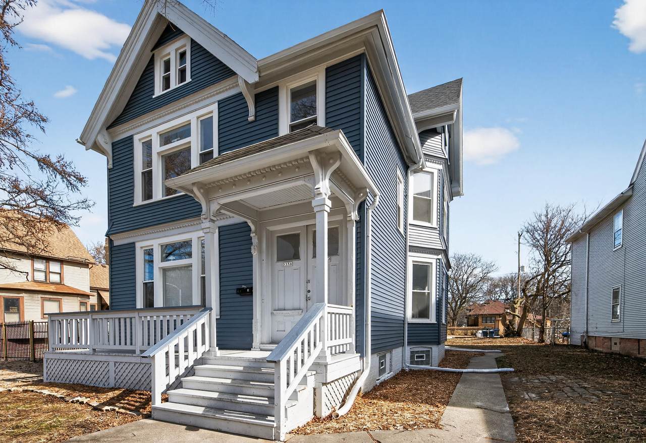 2356 1st St - Photo 1