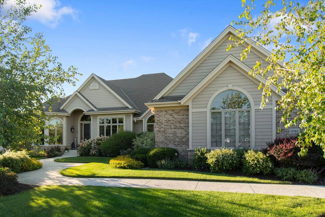 1240 Mary Hill Cir - Photo 1