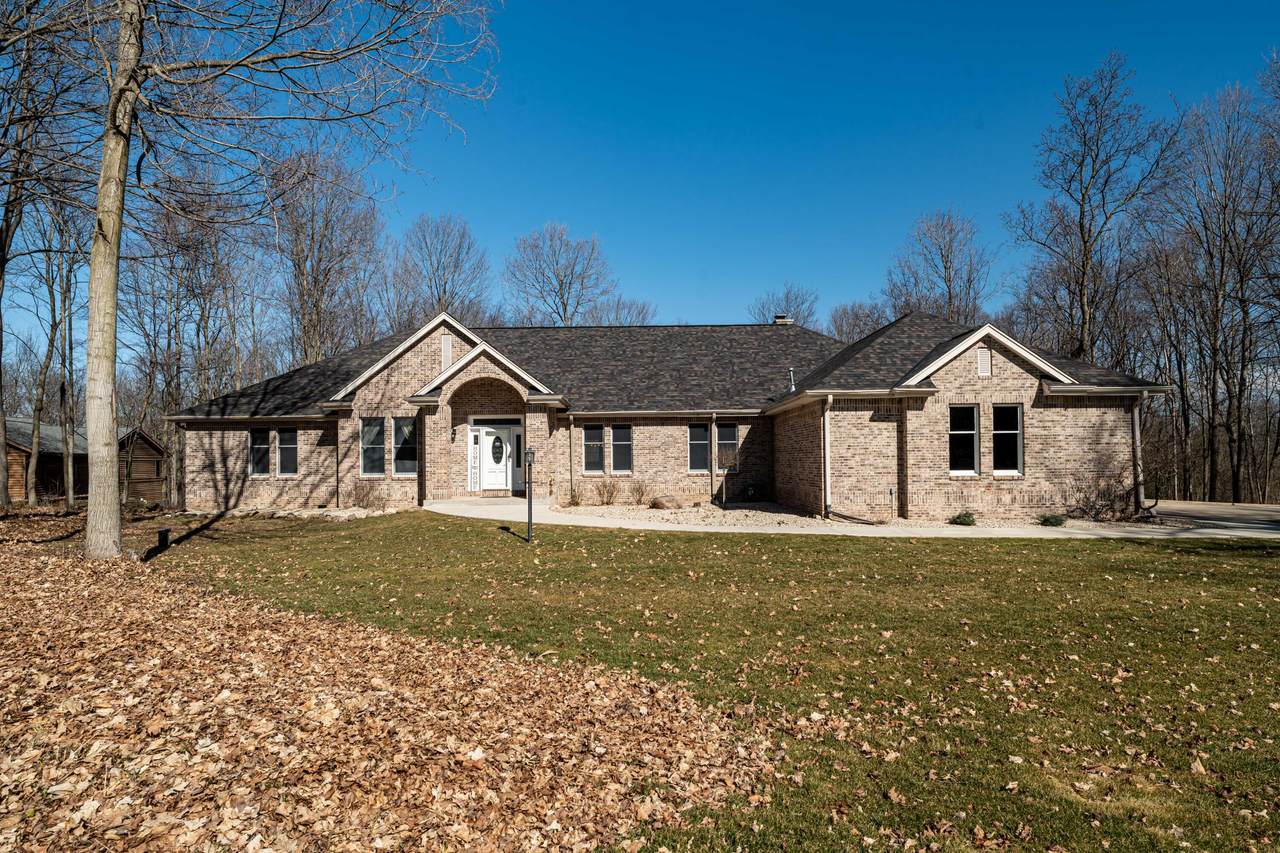 4080 Spruce Dr - Photo 1