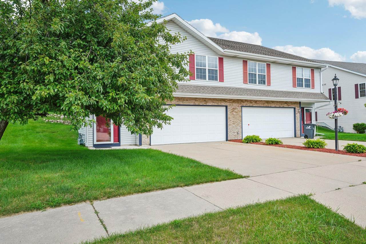 2204 Patrick Ln - Photo 1