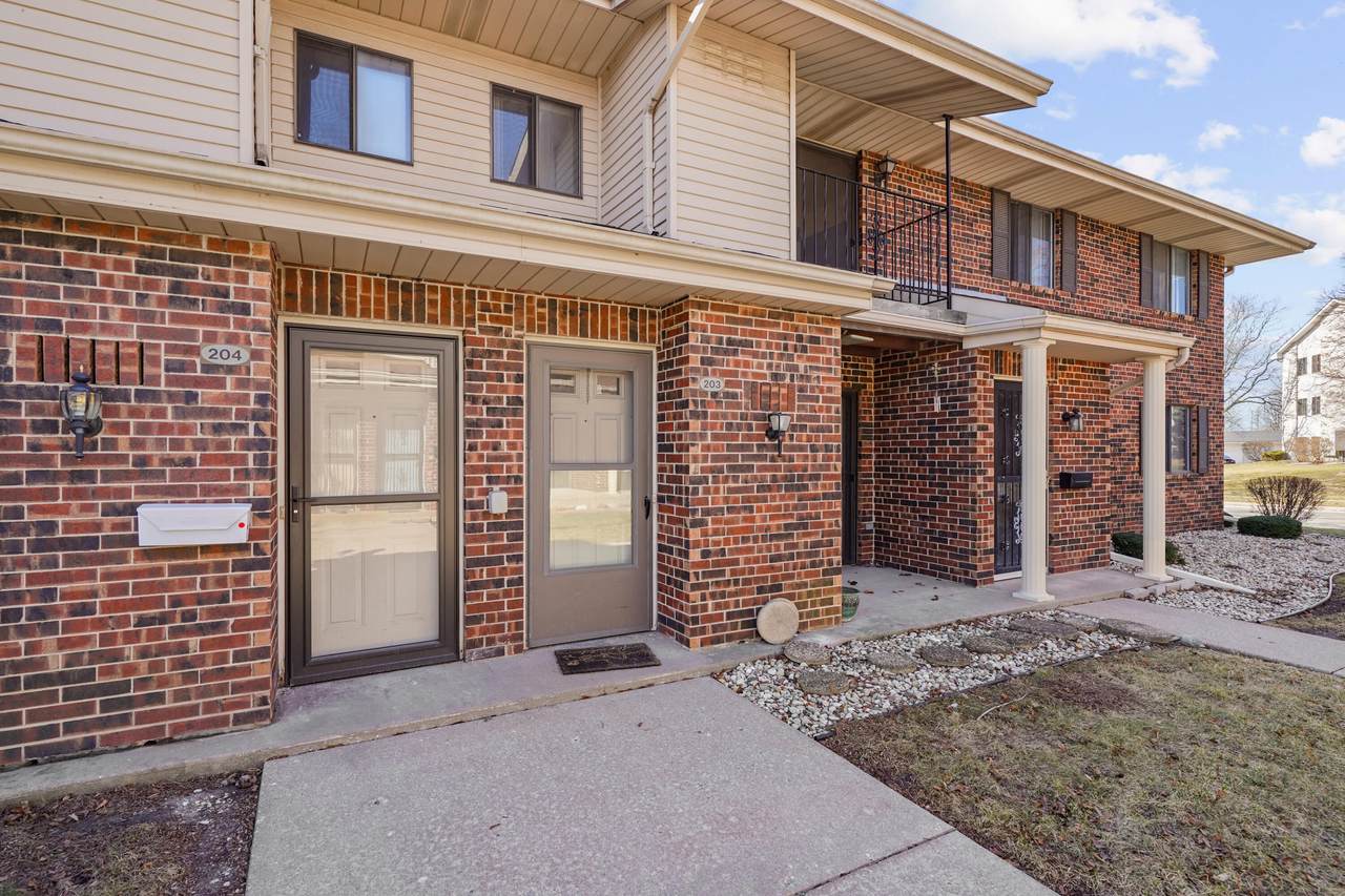 7209 57th Ave - Photo 1