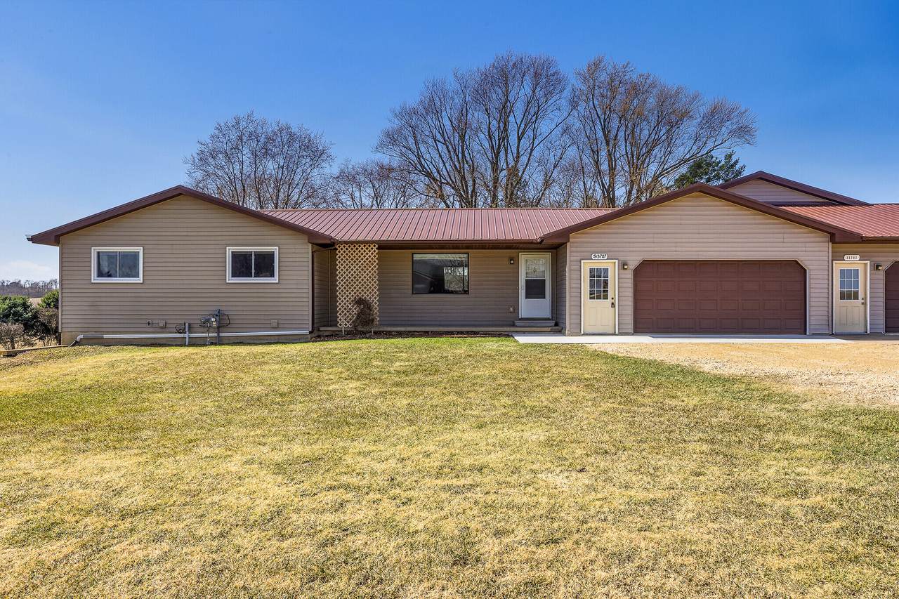 S5707 Meadowview Ln - Photo 1