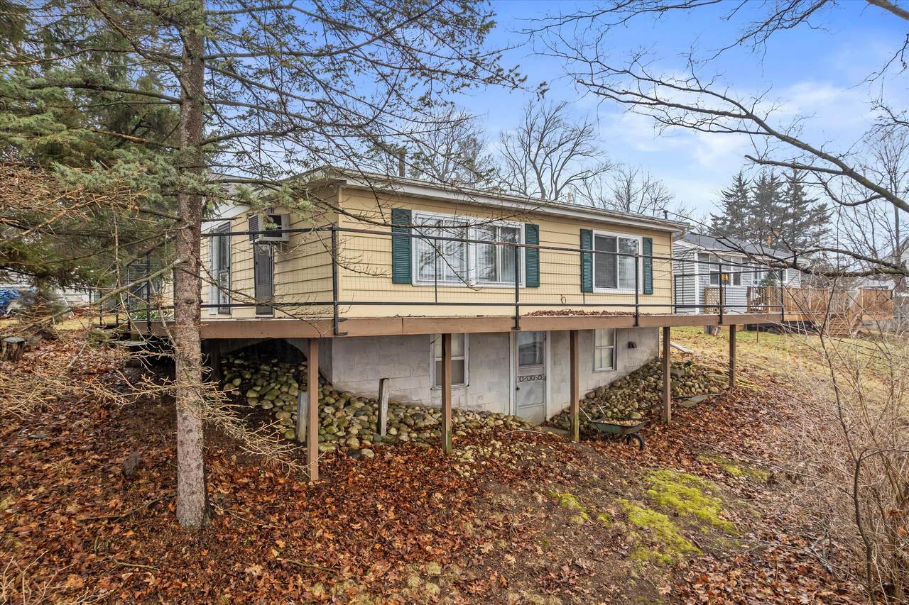 W6709 Lake Shore Cir - Photo 1