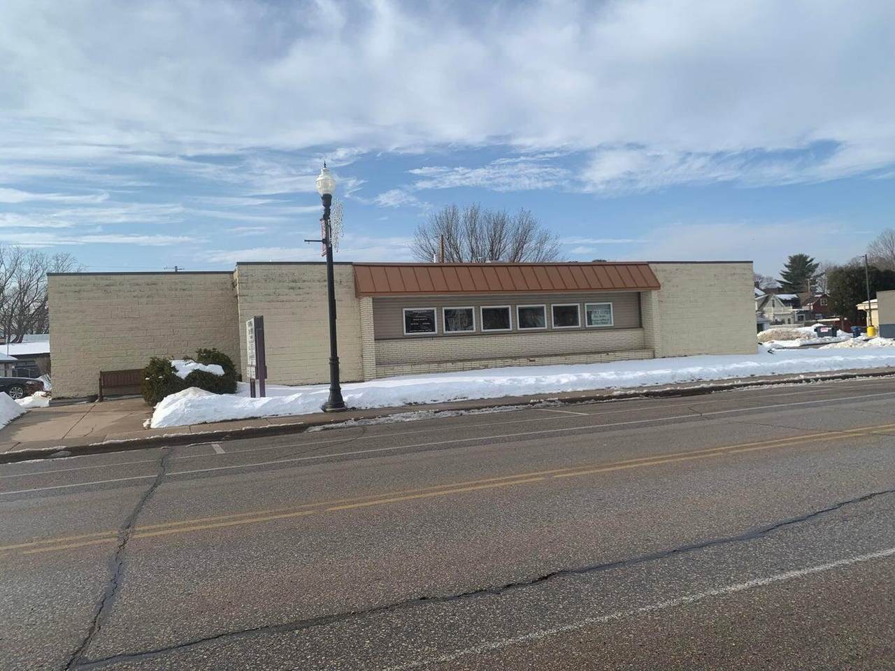 134 Leonard St - Photo 1